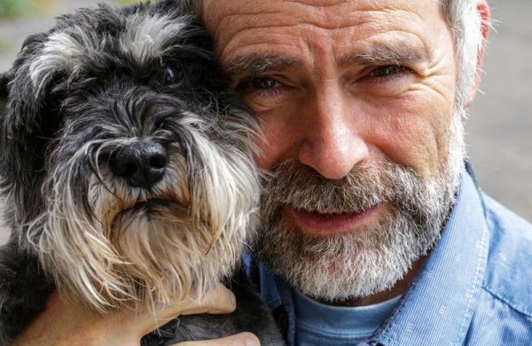 autor mit hund v3